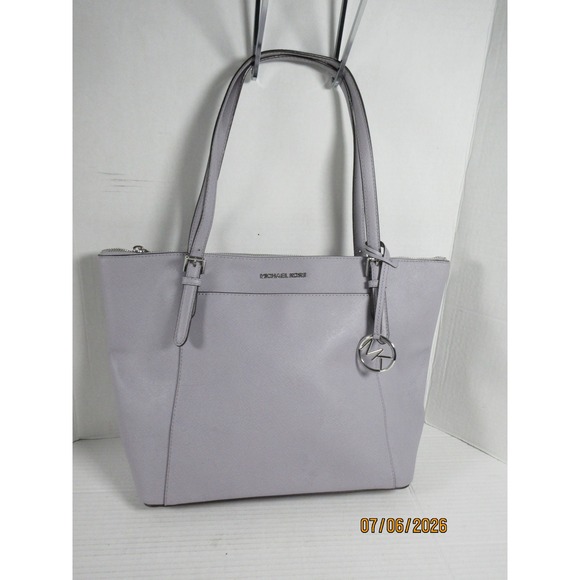 Michael Kors Handbags - Michael Kors Voyager Tote Bag Lavender Purple Saffiano Leather Silver Hardware